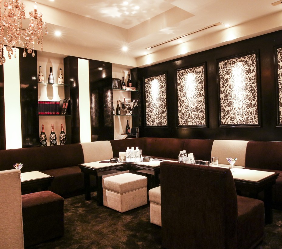 BARON 北新地 店内写真 / 高級キャバクラ