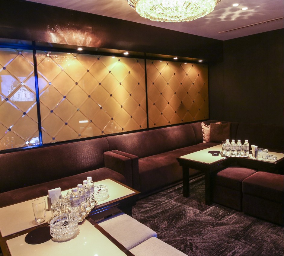 BARON 北新地 店内写真 / 高級キャバクラ