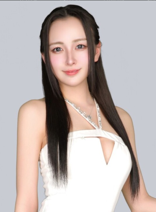 unjourミナミまおさん